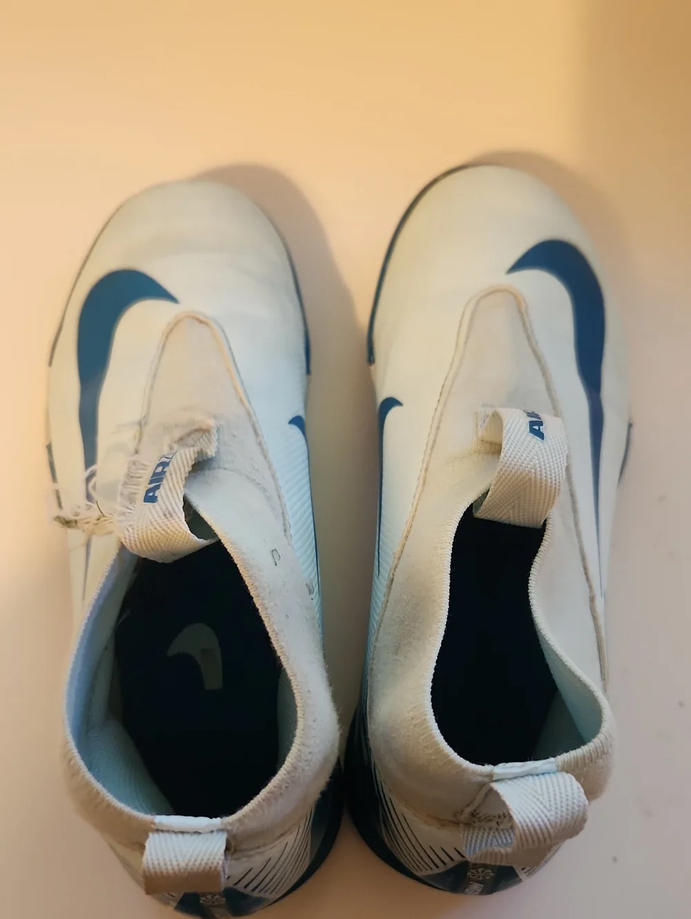 Nike Boys White & Blue Slip-On Athletic Soccer Shoes